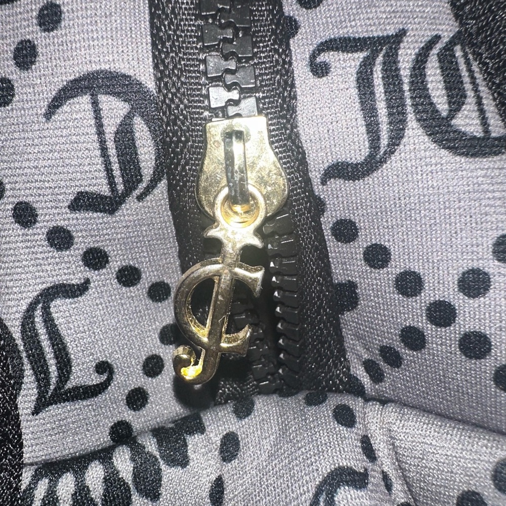 Juicy Couture Gray and Black Insulated Bag - Picture 3 of 7